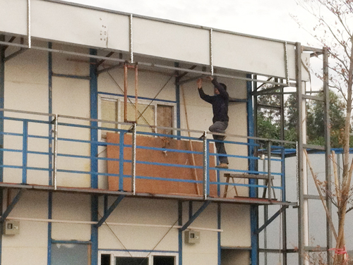 旧楼翻新施工现场